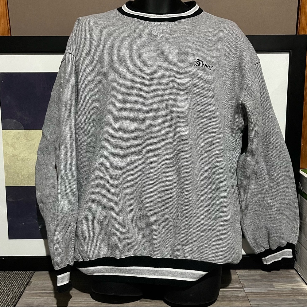 DIVOTS GOLF PULLOVER TOP